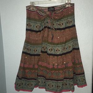 Angie brand. Size S gypsy skirt.👻